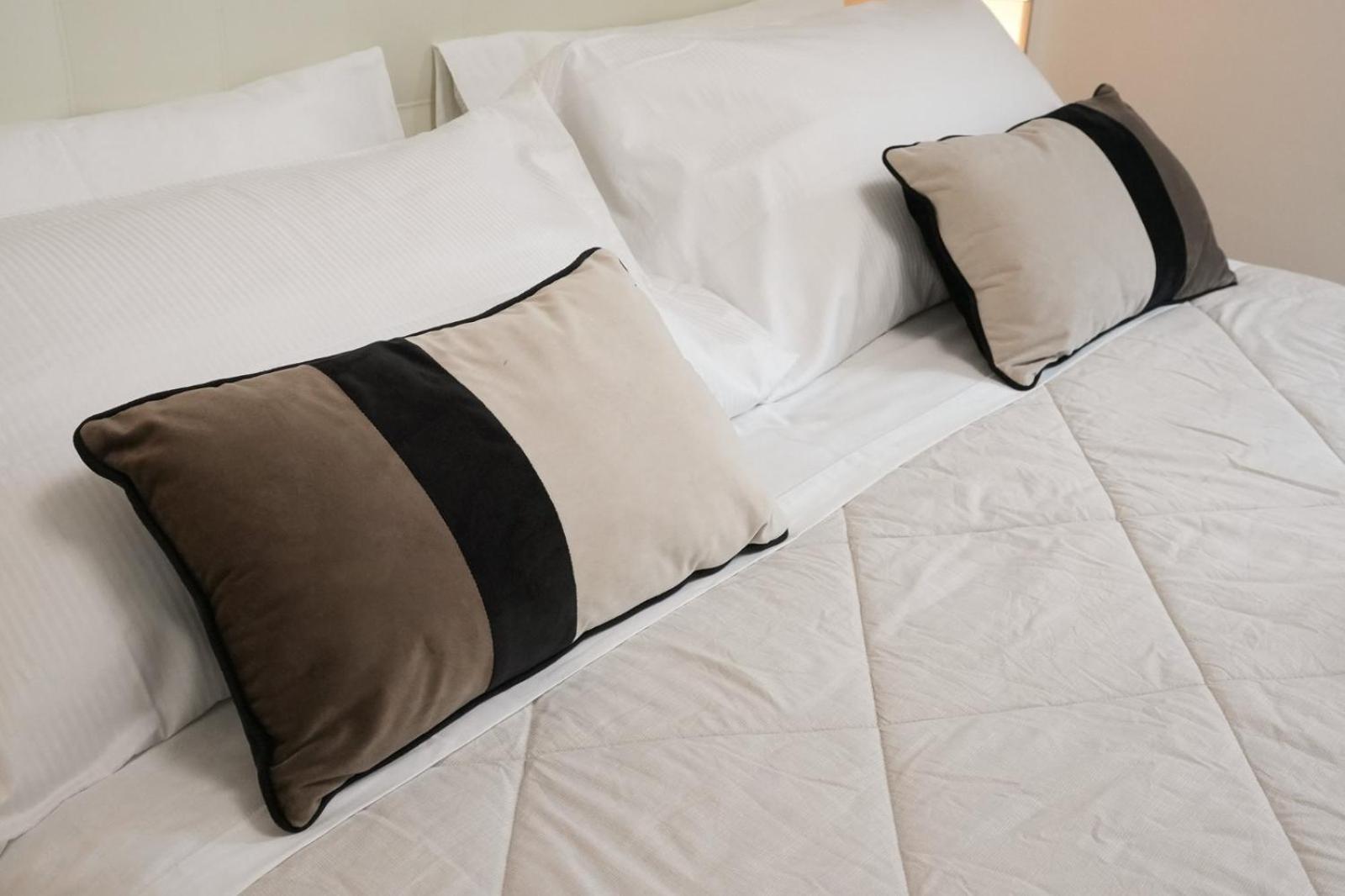 Luxury Rooms Paoli 19 Cagliari Exterior foto